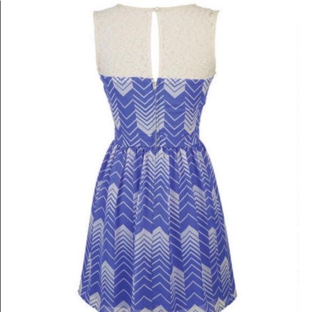 Dress - Picture 3 of 5